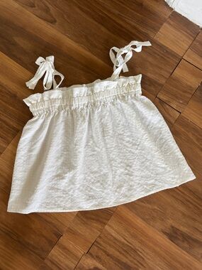 H&M Divided White Dobby Tie Shoulder Smocked Ruffle Camisole Tank Top Womens M